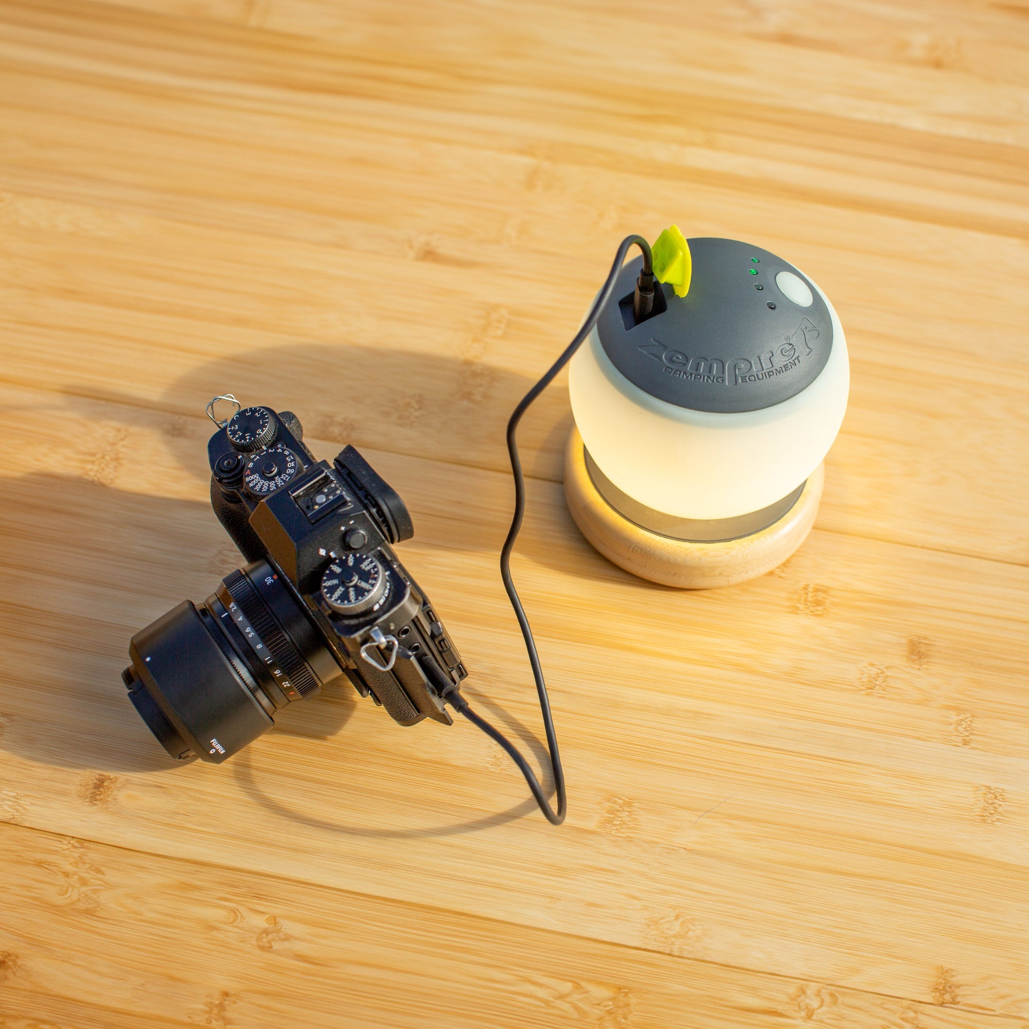 Zempire Megadome 1000 Camp Light Power Bank