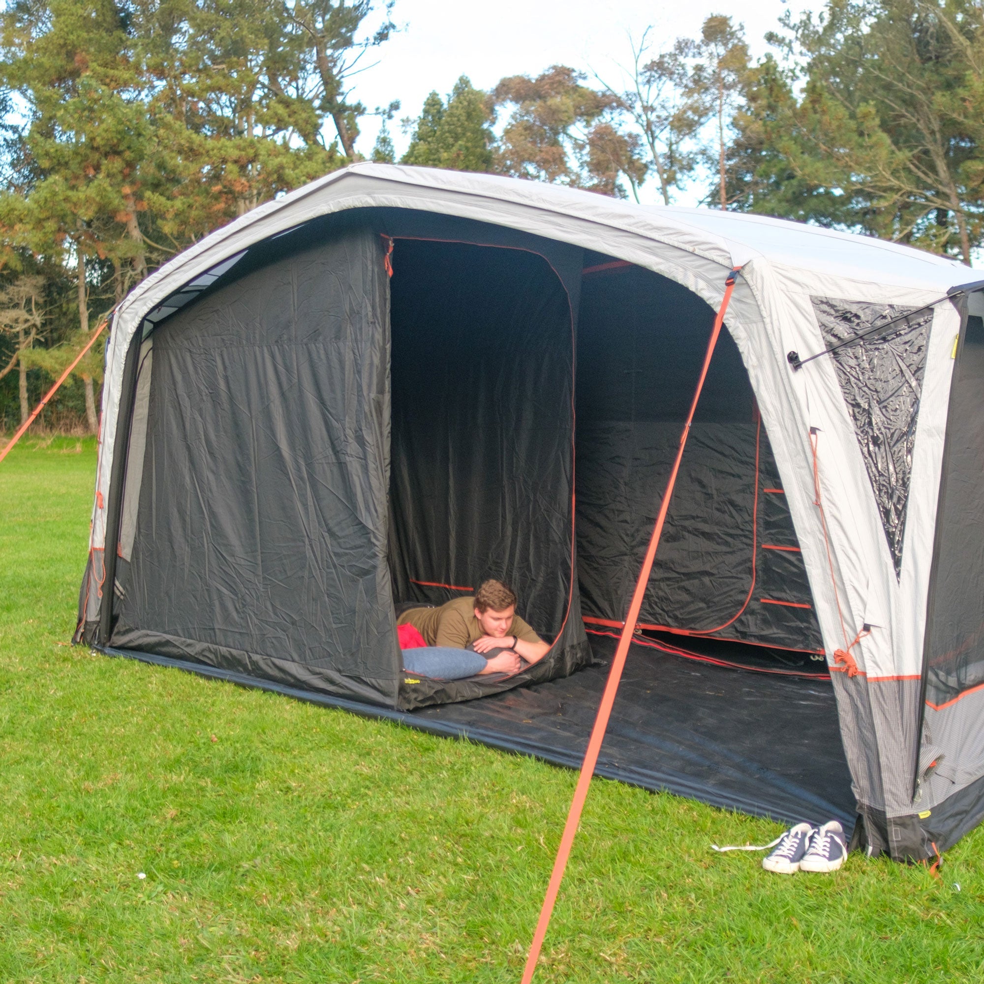 Zempire Shapeshifter 6 Bedroom Pod